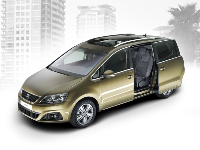Seat-Alhambra_2011_800x600_wallpaper_02.jpg